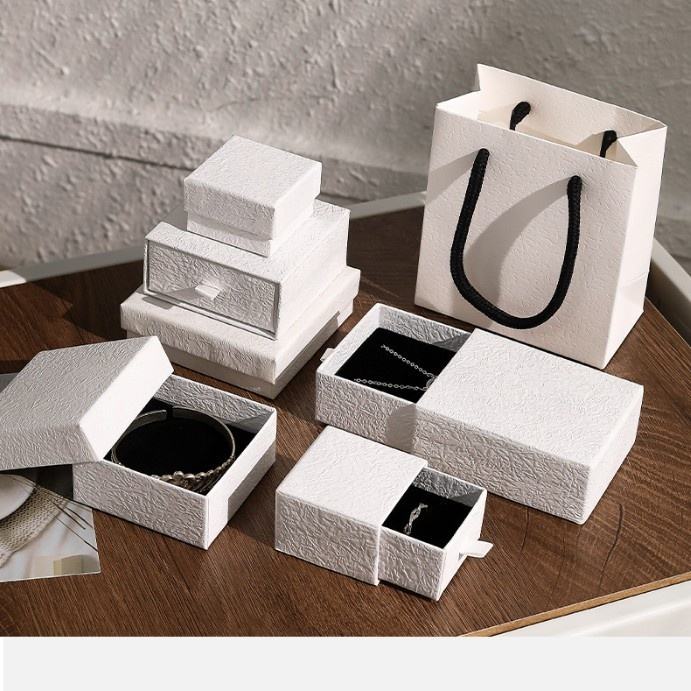 custom logo eco friendly sliding drawer jewelry box with handle recycled cardboard necklace jewelry gift packaging box custom logo eco friendly sliding drawer jewelry box with handle recycled cardboard necklace jewelry gift packaging box